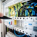 Elektroinstallation beim Immobilienkauf prüfen